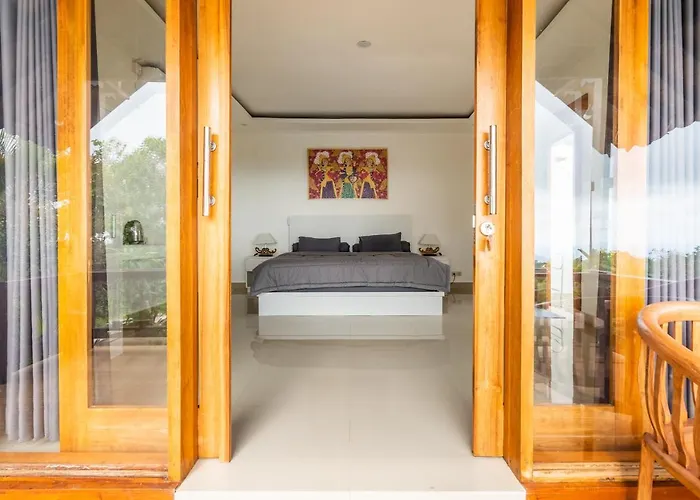 Pini Sentana Village Nusa Penida 3* Tanglad