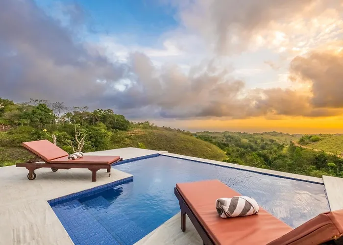 Pini Sentana Village Nusa Penida Отель